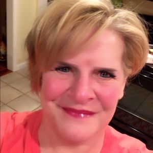 Meet your Posher, Gretchen